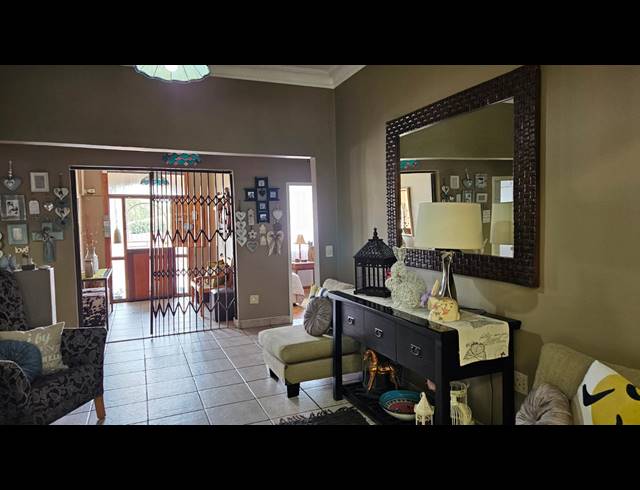 3 BEDROOM HOUSE FOR SALE IN ALBERTON NORTH